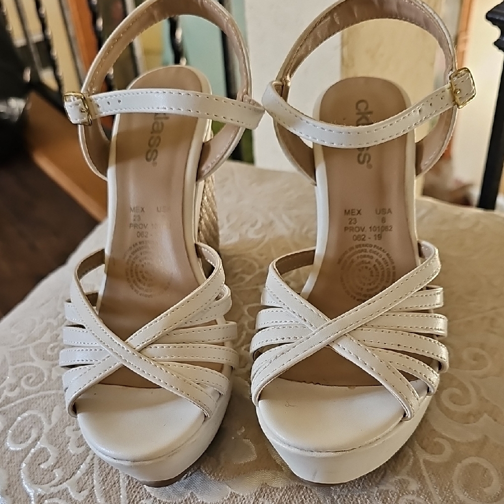 Oasis White Strappy Platform Sandals